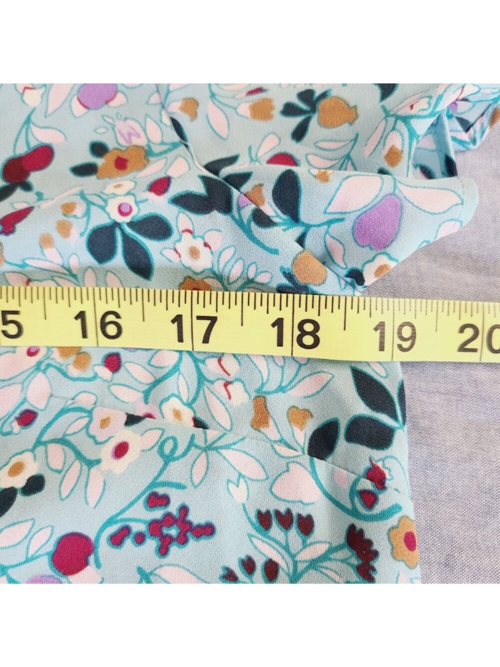 Talbots Petite Floral Tie-Neck Short Flutter Sleeve Blouse Sp Light Blue Floral - Picture 5 of 6